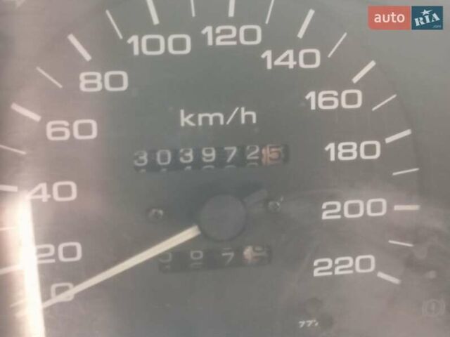 Серый Ниссан Санни, объемом двигателя 1.6 л и пробегом 303 тыс. км за 450 $, фото 3 на Automoto.ua