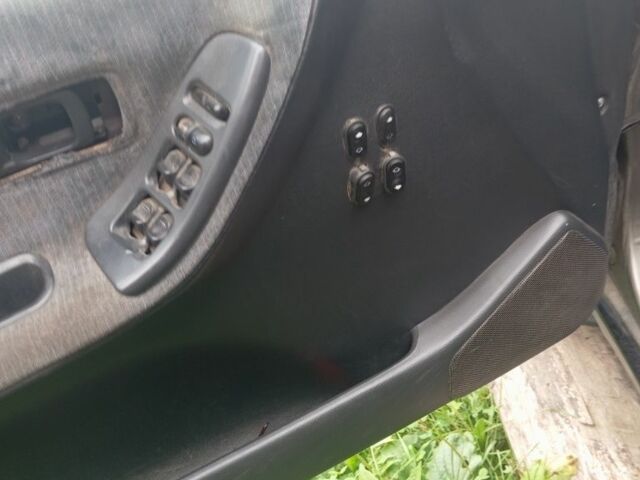 Серый Ниссан Санни, объемом двигателя 1 л и пробегом 303 тыс. км за 430 $, фото 15 на Automoto.ua