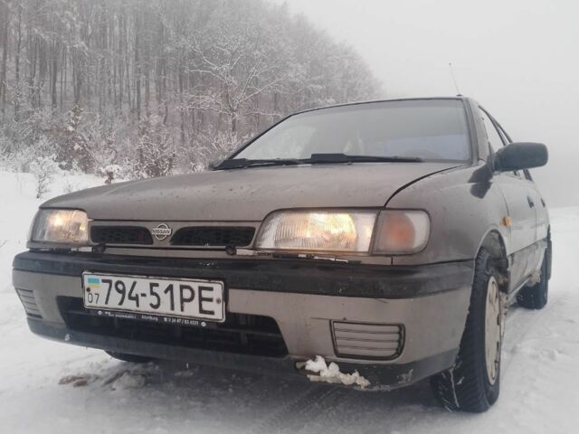 Серый Ниссан Санни, объемом двигателя 1 л и пробегом 303 тыс. км за 430 $, фото 1 на Automoto.ua