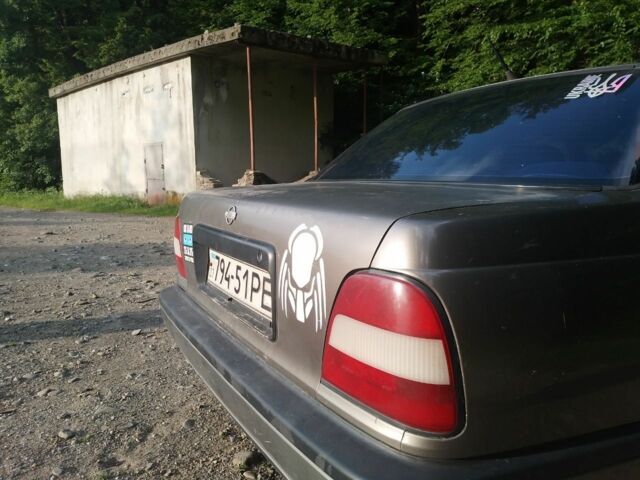 Серый Ниссан Санни, объемом двигателя 1 л и пробегом 303 тыс. км за 430 $, фото 6 на Automoto.ua