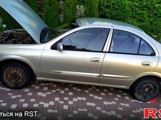 Сірий Ніссан Санні, об'ємом двигуна 1.6 л та пробігом 185 тис. км за 3300 $, фото 2 на Automoto.ua