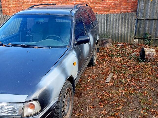 Серый Ниссан Санни, объемом двигателя 2 л и пробегом 350 тыс. км за 1500 $, фото 2 на Automoto.ua