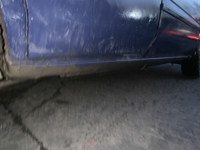 Синий Ниссан Санни, объемом двигателя 1.7 л и пробегом 300 тыс. км за 800 $, фото 3 на Automoto.ua