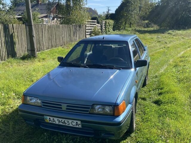 Синій Ніссан Санні, об'ємом двигуна 1.4 л та пробігом 250 тис. км за 673 $, фото 3 на Automoto.ua