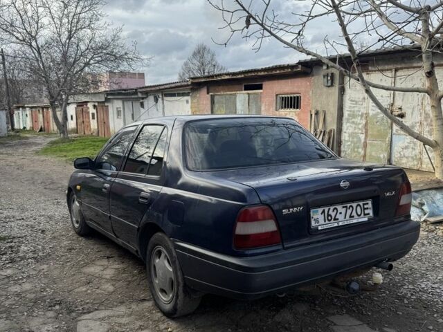 Синий Ниссан Санни, объемом двигателя 1.4 л и пробегом 400 тыс. км за 750 $, фото 3 на Automoto.ua
