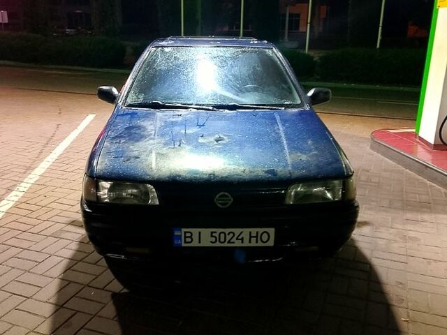 Синий Ниссан Санни, объемом двигателя 1.4 л и пробегом 600 тыс. км за 950 $, фото 1 на Automoto.ua