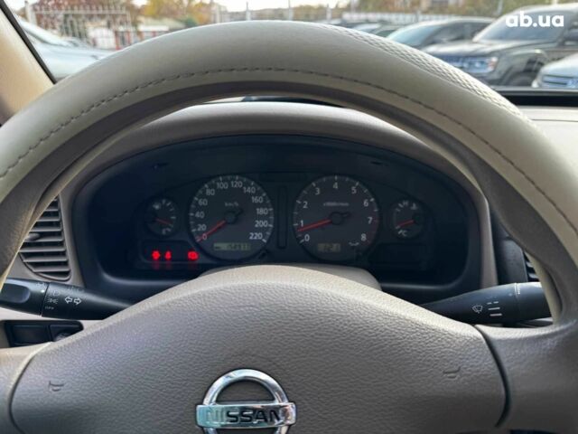 Синий Ниссан Санни, объемом двигателя 1.8 л и пробегом 158 тыс. км за 3590 $, фото 14 на Automoto.ua