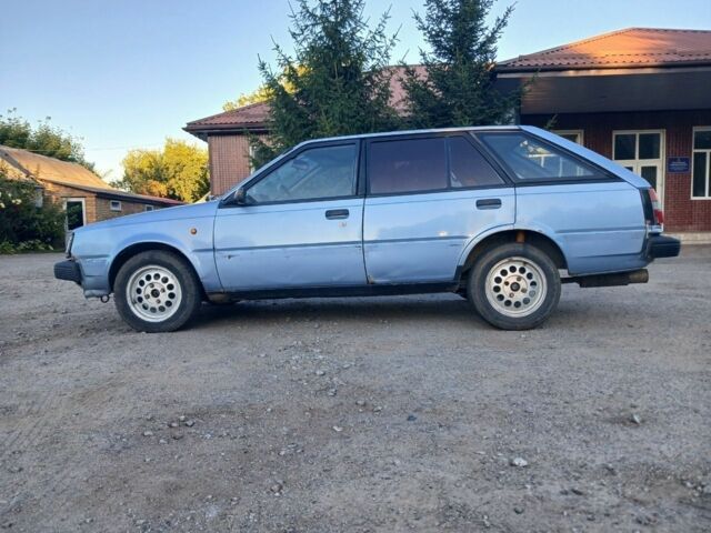 Синий Ниссан Санни, объемом двигателя 1.6 л и пробегом 1 тыс. км за 700 $, фото 13 на Automoto.ua