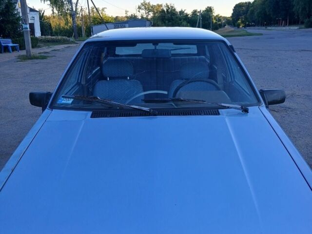 Синий Ниссан Санни, объемом двигателя 1.6 л и пробегом 1 тыс. км за 700 $, фото 16 на Automoto.ua