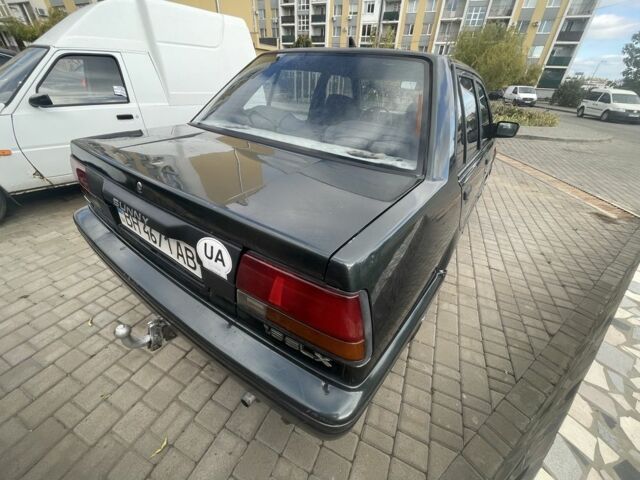 Зеленый Ниссан Санни, объемом двигателя 1.6 л и пробегом 288 тыс. км за 880 $, фото 3 на Automoto.ua