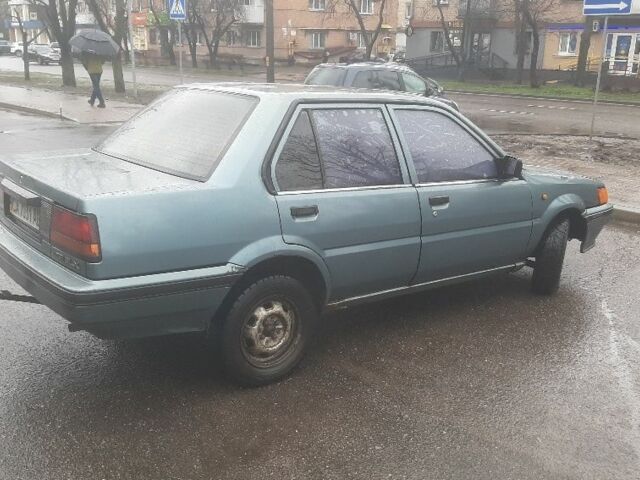 Зеленый Ниссан Санни, объемом двигателя 1.7 л и пробегом 300 тыс. км за 758 $, фото 2 на Automoto.ua