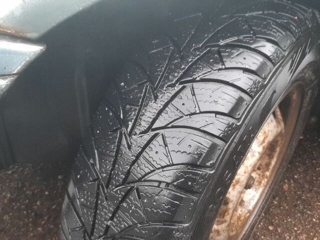 Зеленый Ниссан Санни, объемом двигателя 1.7 л и пробегом 300 тыс. км за 758 $, фото 6 на Automoto.ua