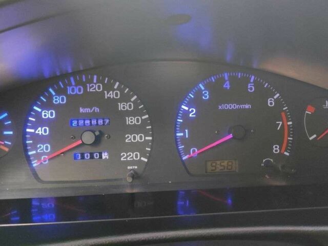 Зеленый Ниссан Санни, объемом двигателя 1.6 л и пробегом 226 тыс. км за 1100 $, фото 22 на Automoto.ua