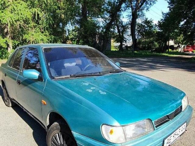 Зеленый Ниссан Санни, объемом двигателя 1.6 л и пробегом 226 тыс. км за 1100 $, фото 11 на Automoto.ua