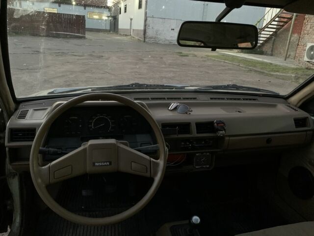 Зеленый Ниссан Санни, объемом двигателя 1.3 л и пробегом 280 тыс. км за 358 $, фото 6 на Automoto.ua