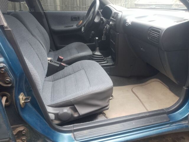 Зеленый Ниссан Санни, объемом двигателя 1.4 л и пробегом 327 тыс. км за 1600 $, фото 4 на Automoto.ua