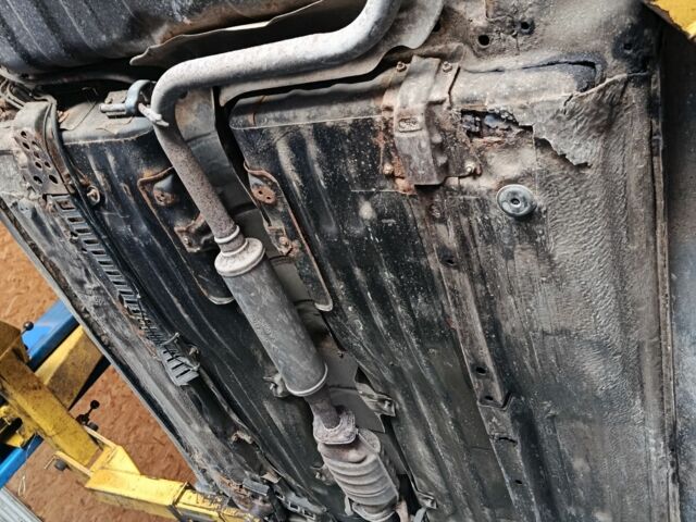 Зеленый Ниссан Санни, объемом двигателя 1.4 л и пробегом 327 тыс. км за 1600 $, фото 8 на Automoto.ua