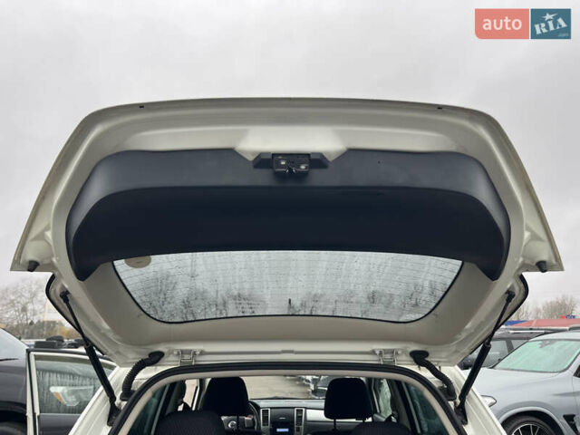 Белый Ниссан Тиида, объемом двигателя 1.5 л и пробегом 91 тыс. км за 7499 $, фото 8 на Automoto.ua