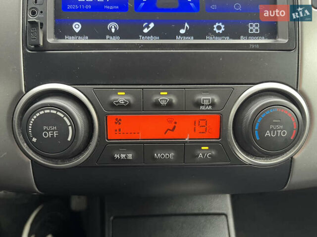 Белый Ниссан Тиида, объемом двигателя 1.5 л и пробегом 91 тыс. км за 7499 $, фото 31 на Automoto.ua