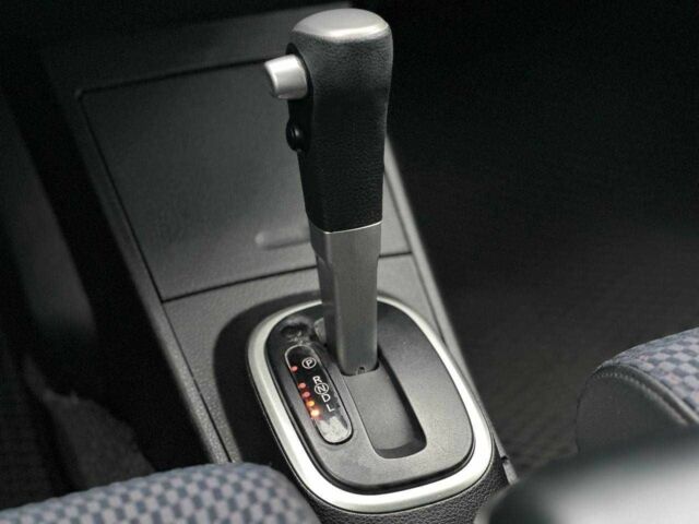 Белый Ниссан Тиида, объемом двигателя 1.5 л и пробегом 107 тыс. км за 7990 $, фото 21 на Automoto.ua