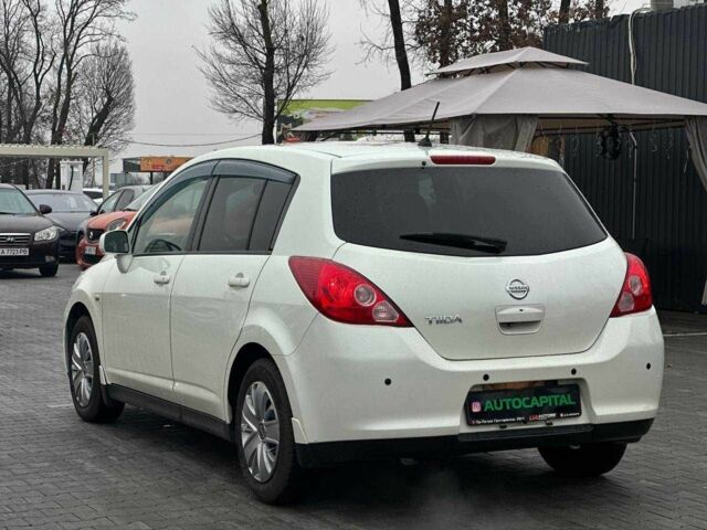 Белый Ниссан Тиида, объемом двигателя 1.5 л и пробегом 107 тыс. км за 7990 $, фото 5 на Automoto.ua