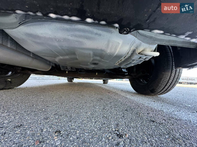 Белый Ниссан Тиида, объемом двигателя 1.5 л и пробегом 35 тыс. км за 8400 $, фото 23 на Automoto.ua