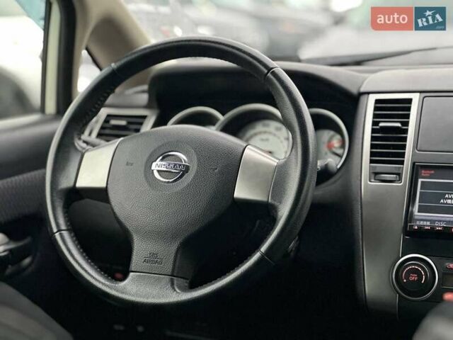Белый Ниссан Тиида, объемом двигателя 1.5 л и пробегом 107 тыс. км за 7990 $, фото 16 на Automoto.ua