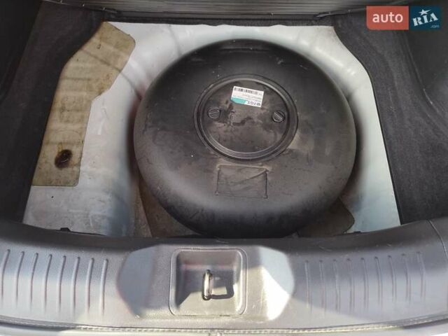 Білий Ніссан Тііда, об'ємом двигуна 1.6 л та пробігом 155 тис. км за 7200 $, фото 15 на Automoto.ua