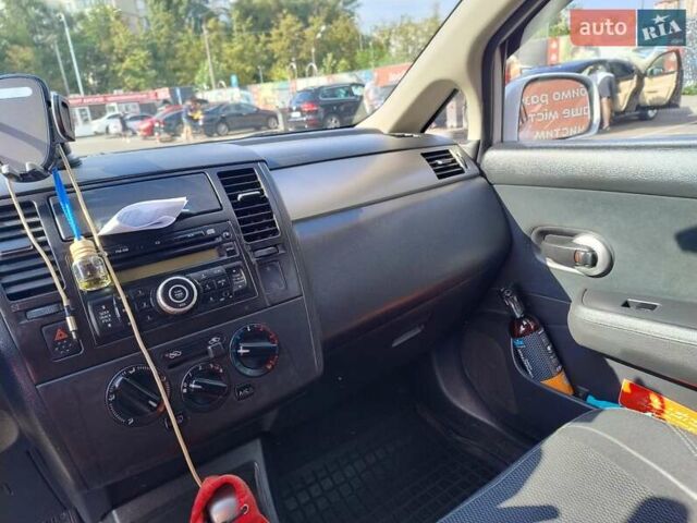 Білий Ніссан Тііда, об'ємом двигуна 1.6 л та пробігом 155 тис. км за 7200 $, фото 4 на Automoto.ua