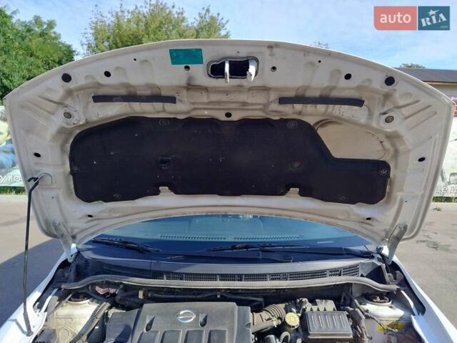 Білий Ніссан Тііда, об'ємом двигуна 1.6 л та пробігом 155 тис. км за 7200 $, фото 11 на Automoto.ua