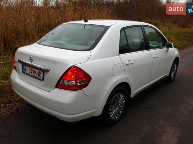 Білий Ніссан Тііда, об'ємом двигуна 1.6 л та пробігом 155 тис. км за 5900 $, фото 13 на Automoto.ua