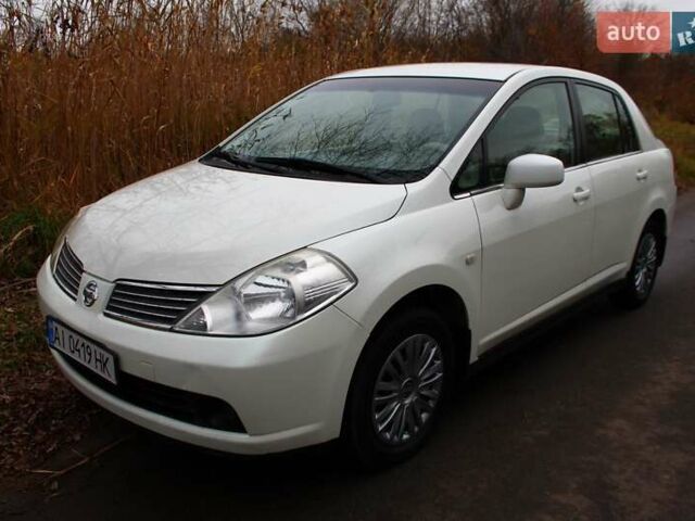 Білий Ніссан Тііда, об'ємом двигуна 1.6 л та пробігом 155 тис. км за 5900 $, фото 8 на Automoto.ua