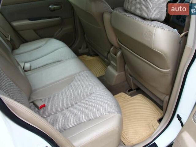 Белый Ниссан Тиида, объемом двигателя 1.6 л и пробегом 154 тыс. км за 5999 $, фото 36 на Automoto.ua