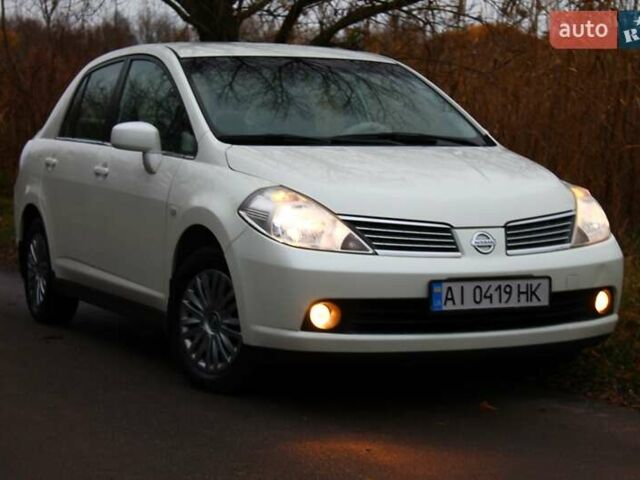 Білий Ніссан Тііда, об'ємом двигуна 1.6 л та пробігом 155 тис. км за 5900 $, фото 7 на Automoto.ua