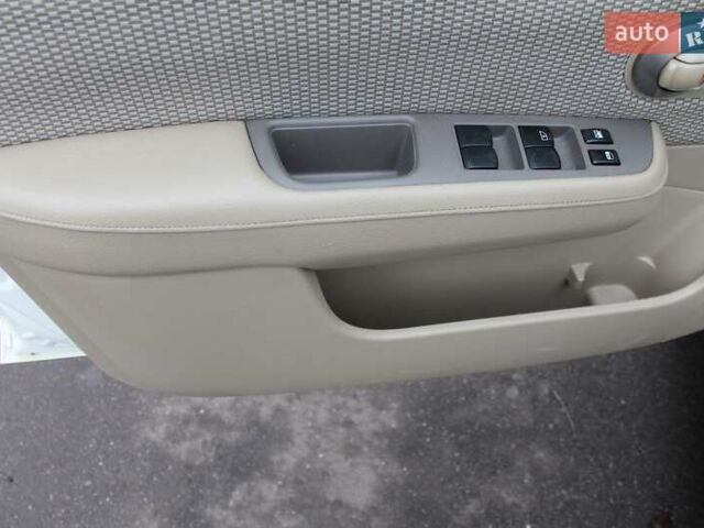 Білий Ніссан Тііда, об'ємом двигуна 1.6 л та пробігом 155 тис. км за 5900 $, фото 34 на Automoto.ua