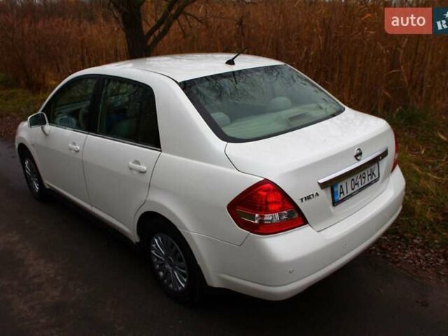 Білий Ніссан Тііда, об'ємом двигуна 1.6 л та пробігом 155 тис. км за 5900 $, фото 24 на Automoto.ua
