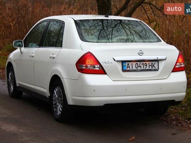 Білий Ніссан Тііда, об'ємом двигуна 1.6 л та пробігом 155 тис. км за 5900 $, фото 5 на Automoto.ua