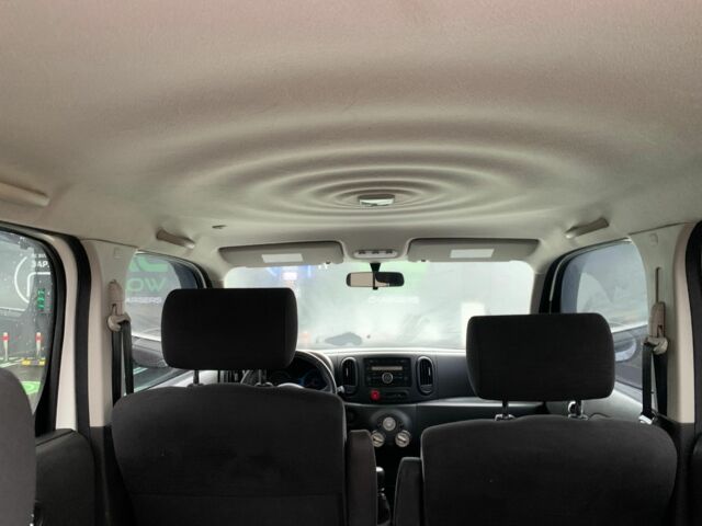 Белый Ниссан Тиида, объемом двигателя 1.8 л и пробегом 195 тыс. км за 6000 $, фото 11 на Automoto.ua