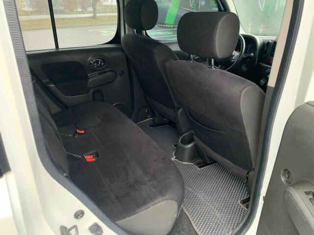 Белый Ниссан Тиида, объемом двигателя 1.8 л и пробегом 195 тыс. км за 6000 $, фото 15 на Automoto.ua