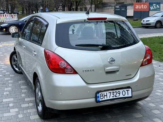Бежевый Ниссан Тиида, объемом двигателя 1.6 л и пробегом 167 тыс. км за 4999 $, фото 27 на Automoto.ua