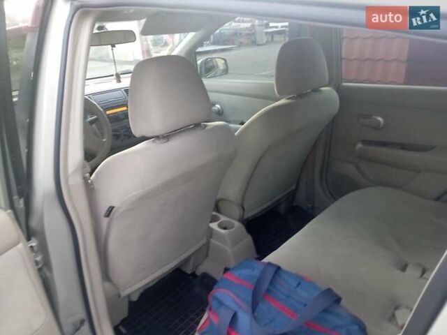 Бежевый Ниссан Тиида, объемом двигателя 1.6 л и пробегом 316 тыс. км за 4300 $, фото 8 на Automoto.ua