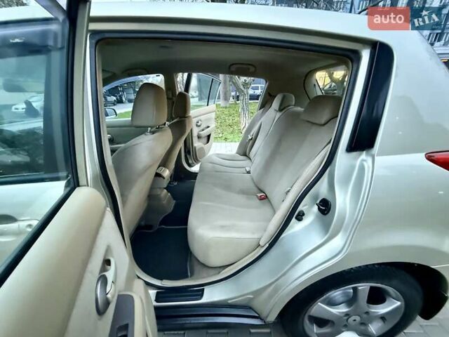 Бежевый Ниссан Тиида, объемом двигателя 1.6 л и пробегом 167 тыс. км за 4999 $, фото 49 на Automoto.ua