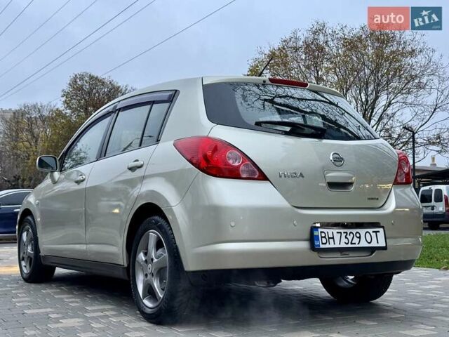 Бежевый Ниссан Тиида, объемом двигателя 1.6 л и пробегом 167 тыс. км за 4999 $, фото 9 на Automoto.ua