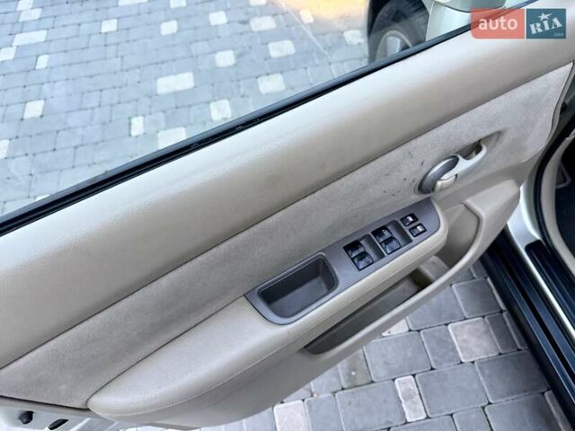 Бежевый Ниссан Тиида, объемом двигателя 1.6 л и пробегом 167 тыс. км за 4999 $, фото 33 на Automoto.ua