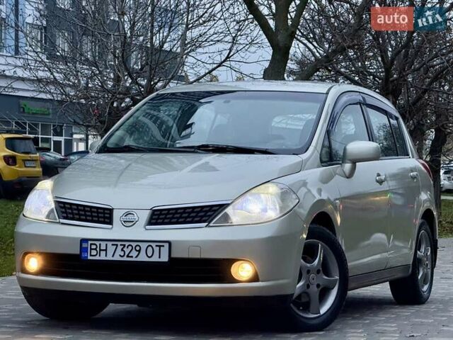 Бежевый Ниссан Тиида, объемом двигателя 1.6 л и пробегом 167 тыс. км за 4999 $, фото 14 на Automoto.ua