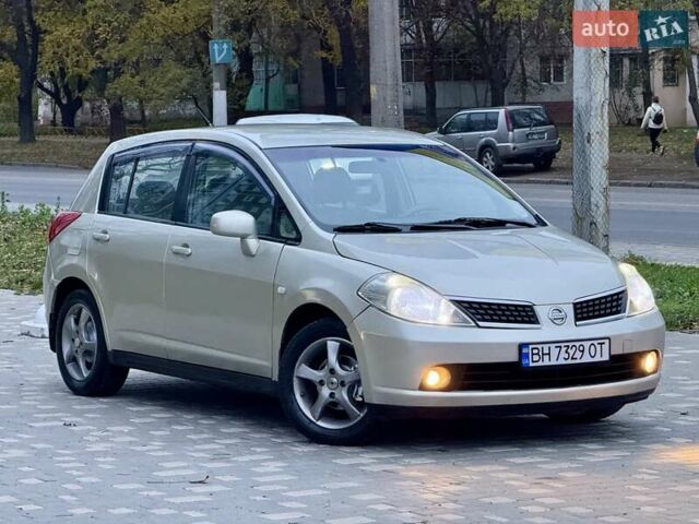 Бежевый Ниссан Тиида, объемом двигателя 1.6 л и пробегом 167 тыс. км за 4999 $, фото 25 на Automoto.ua