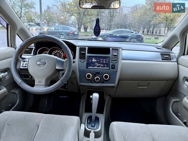 Бежевый Ниссан Тиида, объемом двигателя 1.6 л и пробегом 167 тыс. км за 4999 $, фото 61 на Automoto.ua