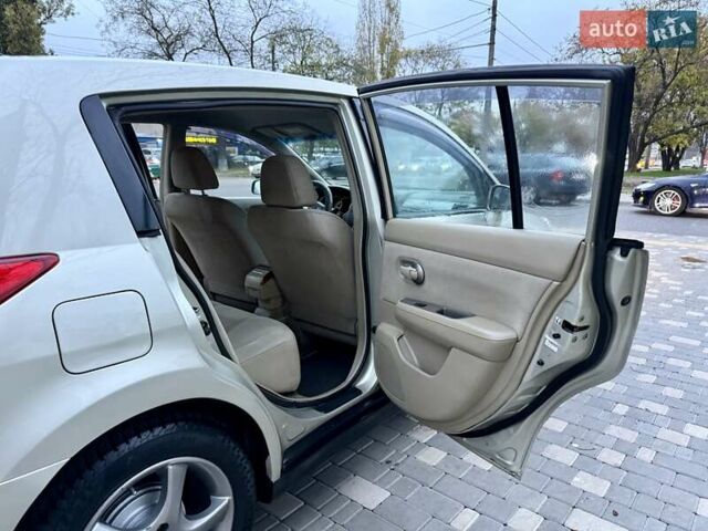 Бежевый Ниссан Тиида, объемом двигателя 1.6 л и пробегом 167 тыс. км за 4999 $, фото 52 на Automoto.ua