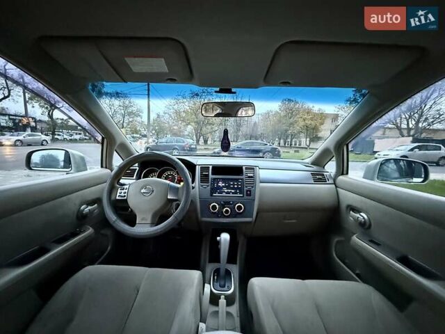 Бежевый Ниссан Тиида, объемом двигателя 1.6 л и пробегом 167 тыс. км за 4999 $, фото 62 на Automoto.ua