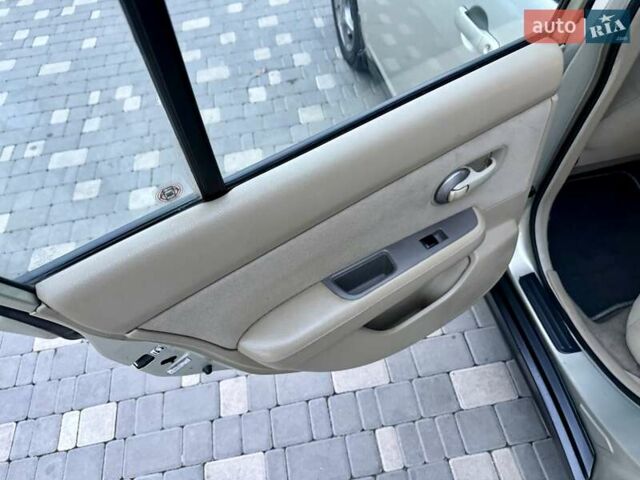 Бежевый Ниссан Тиида, объемом двигателя 1.6 л и пробегом 167 тыс. км за 4999 $, фото 51 на Automoto.ua